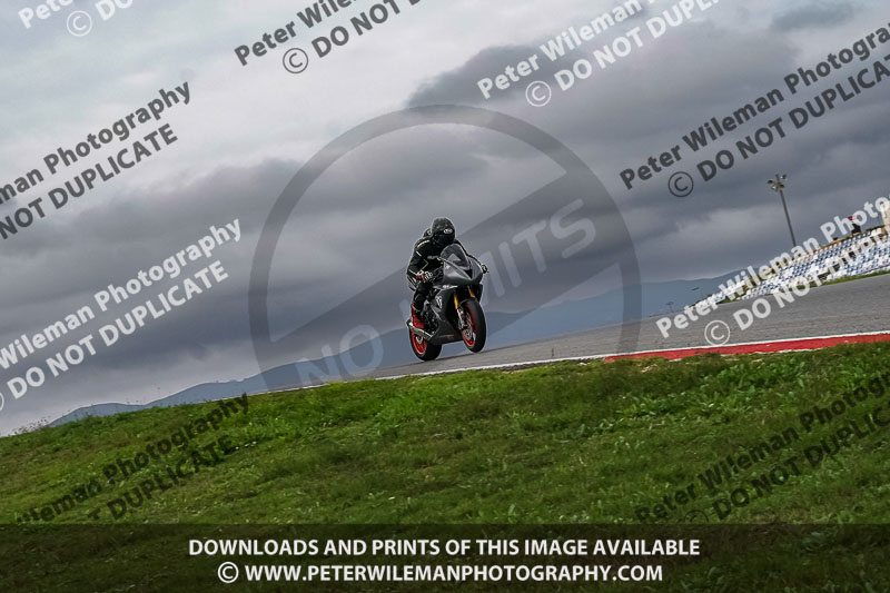 motorbikes;no limits;peter wileman photography;portimao;portugal;trackday digital images